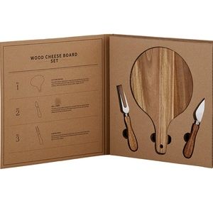 NEW Santa Barbara Design Studio Acacia Wood Cheese Board Set